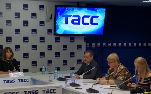 На днях в пресс-центре ТАСС прошел круглый стол, посвященный вопросам жизнедеятельности новосибирцев в условиях нового часового пояса по прошествии первого полугодия