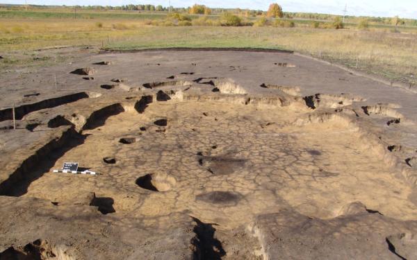 Литейная мастерская на памятнике Тартас-1