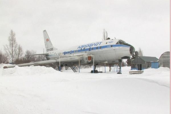 Первым делом самолеты