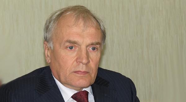 Что должна сделать власть для нормальной работы ученых