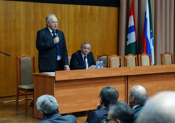 Модератором круглого стола выступил Александр Люлько