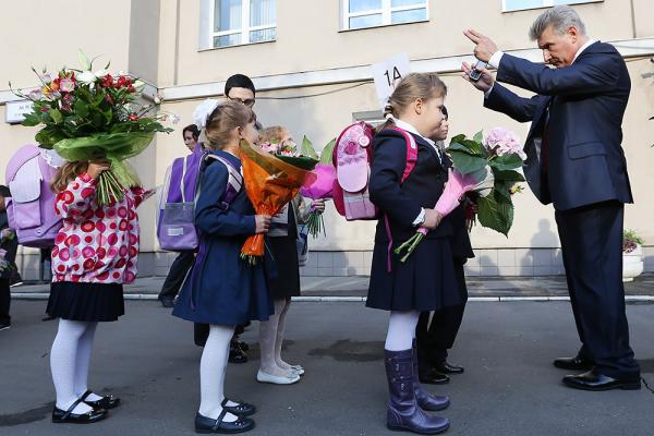 Читать умеет, компьютером пользуется, добирается до школы за 13 минут