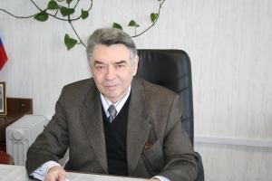 Нынешний президент ВОГИС, известный новосибирский ученый, академик Владимир Шумный
