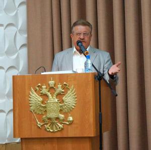 Доктор экономических, кандидат технических наук Валерий Эдвабник
