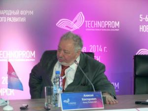 Советник РАН академик Алексей Конторович, Институт нефтегазовой геологии и геофизики СО РАН им. А.А. Трофимука