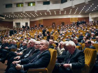 Президент Академии Александр Сергеев дал интервью накануне Общего собрания РАН