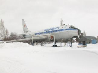 Первым делом самолеты