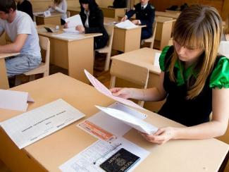 Ко Дню учителя 2017 года появилась такая новость: почти половина успешных олимпиадников не могут преодолеть порога 60 баллов ЕГЭ по своему предмету