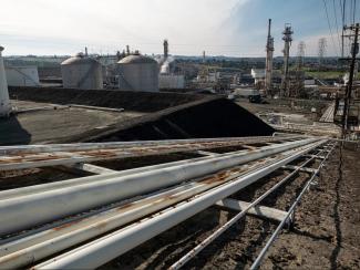 В США Агентство по охране окружающей среды выкатило нефтеперерабатывающим компаниям более жесткие требования относительно доли биотоплива, которое необходимо добавлять в обычное дизельное топливо и бензин