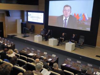 Перспективы «азиатского разворота» в развитии России обсуждают в Новосибирске эксперты из разных стран