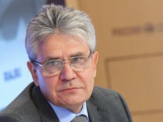 Говорить об уровне эффективности любой вакцины от коронавирусной инфекции можно только после ее масштабного и длительного исследования Говорить об уровне эффективности любой вакцины от коронавирусной инфекции можно только после ее масштабного и длительного исследования