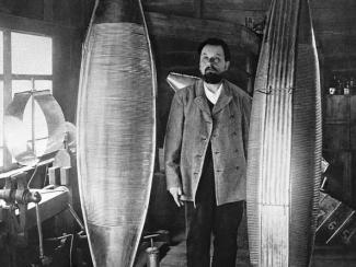 120 лет назад Константин Циолковский вывел формулу определения скорости летательного аппарата с ракетным двигателем