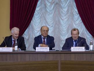 Как прошло совместное заседание Российского союза ректоров и Президиума РАН