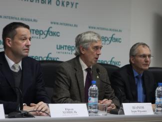 Новосибирские ученые разработают и изготовят дипольные магниты для накопительного кольца Collector Ring, сверхпроводящий магнит, а также проведут ряд исследовательских работ. Общая сумма подписанных контрактов составляет около 20 миллионов евро