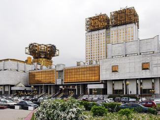 Если нас волнует наша судьба, то чем-то надо и пожертвовать